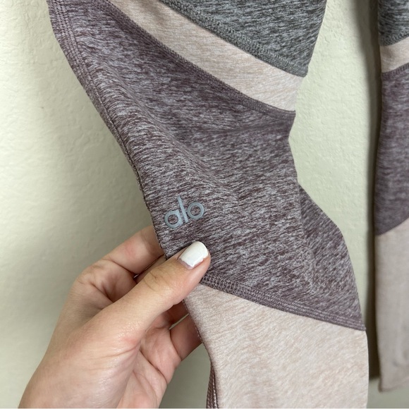 ALO Yoga Size Medium Leggings Sheila Alosoft High Waisted Multicolor - Picture 5 of 10